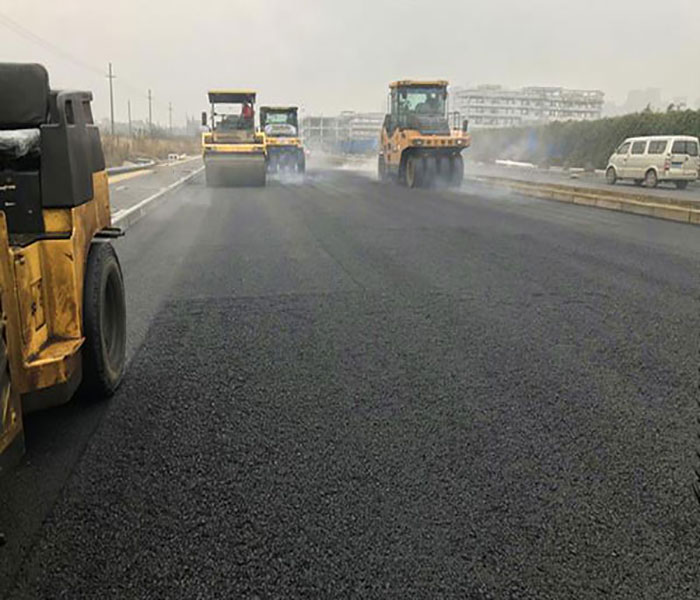 宁波铺设沥青路面工程铺设时要注意哪些事项！